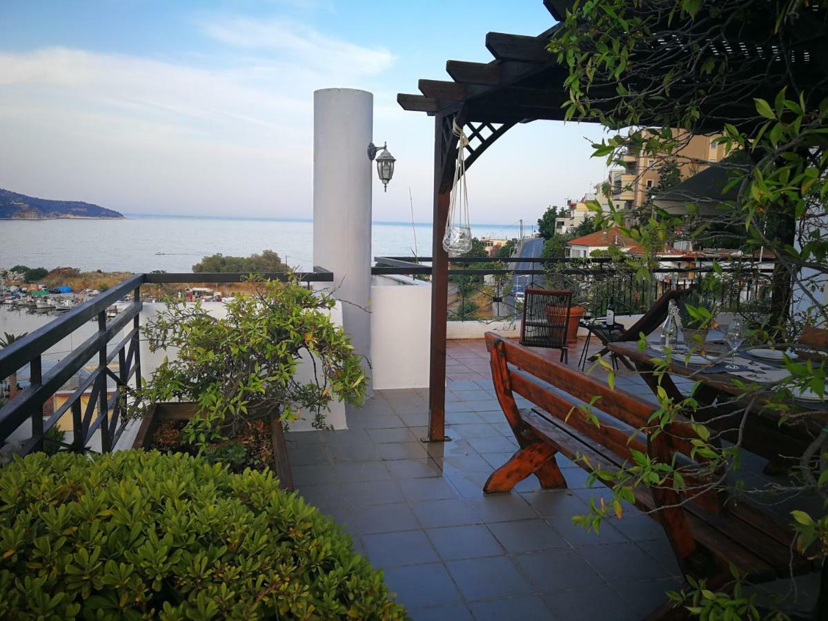 Port View Suites Kavala Exterior foto